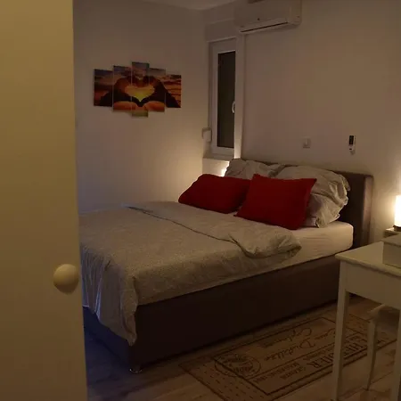 Savrsen Odmor U Grijanom Bazenu Ville Ivone