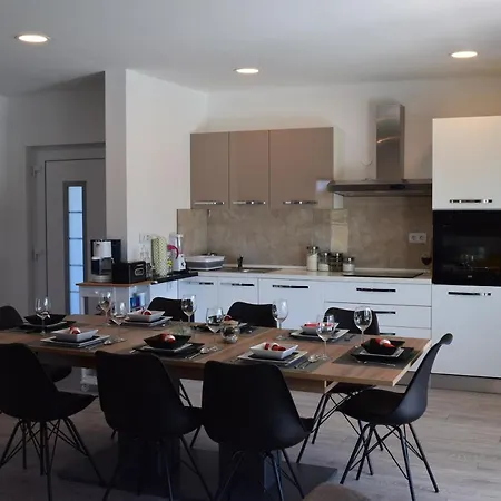 Savrsen Odmor U Ivona Вілла Задар