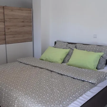 Savrsen Odmor U Ivona * Задар